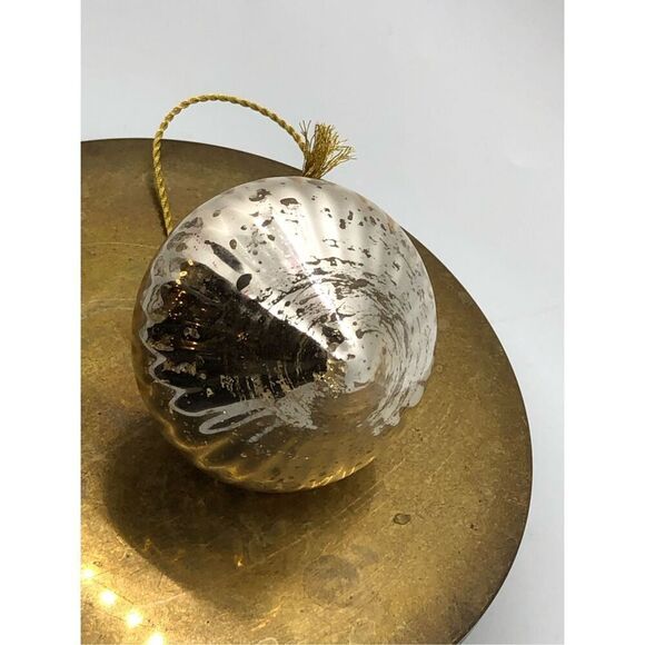 Vintage Mercury Glass Handblown Christmas Ornament Antique Gold With Bronze Topp - Picture 14 of 16